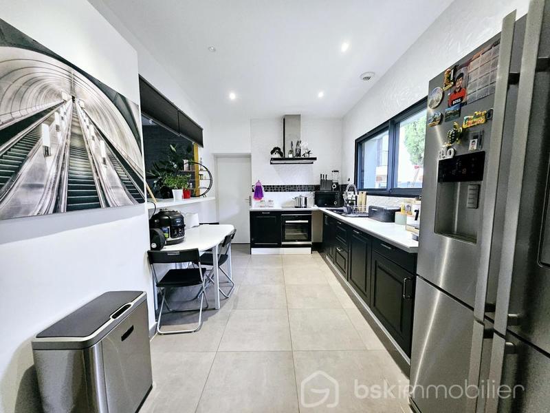 Maison - 128 m² - 4 pièces