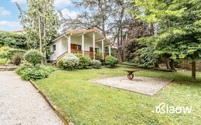 Maison - 345 m² - 18 pièces