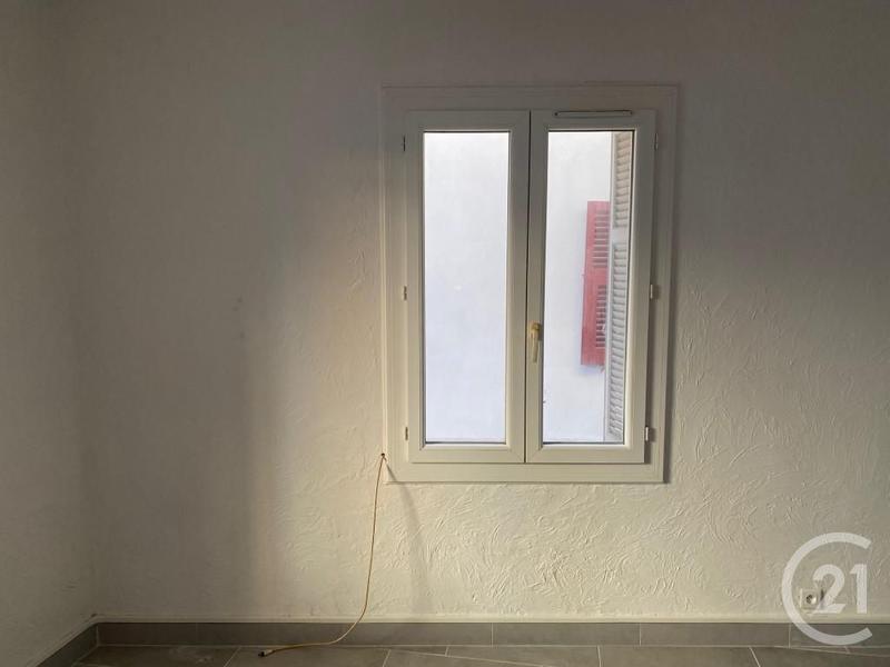 Studio - 20 m² - 1 pièce