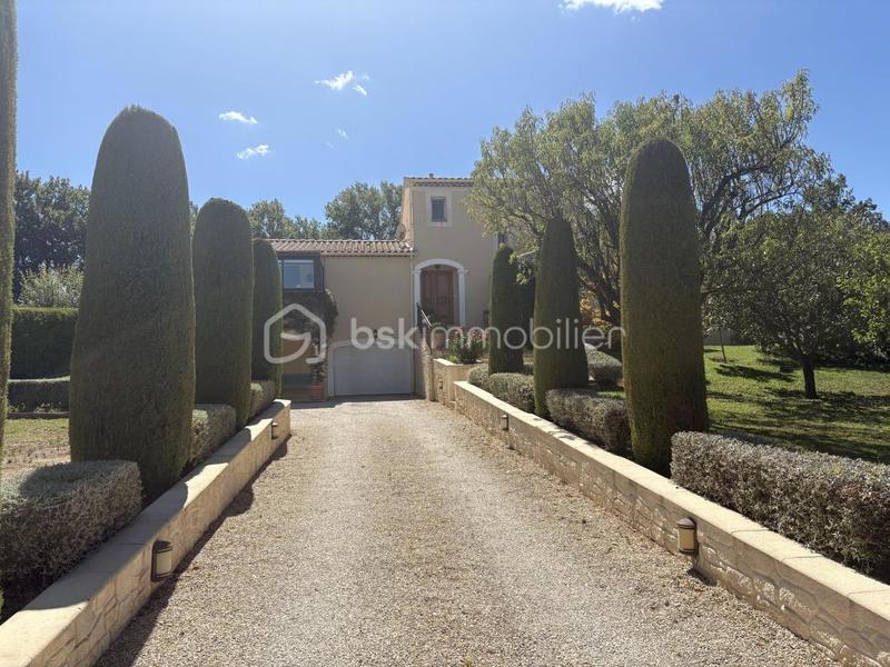 Villa - 196 m² - 7 pièces