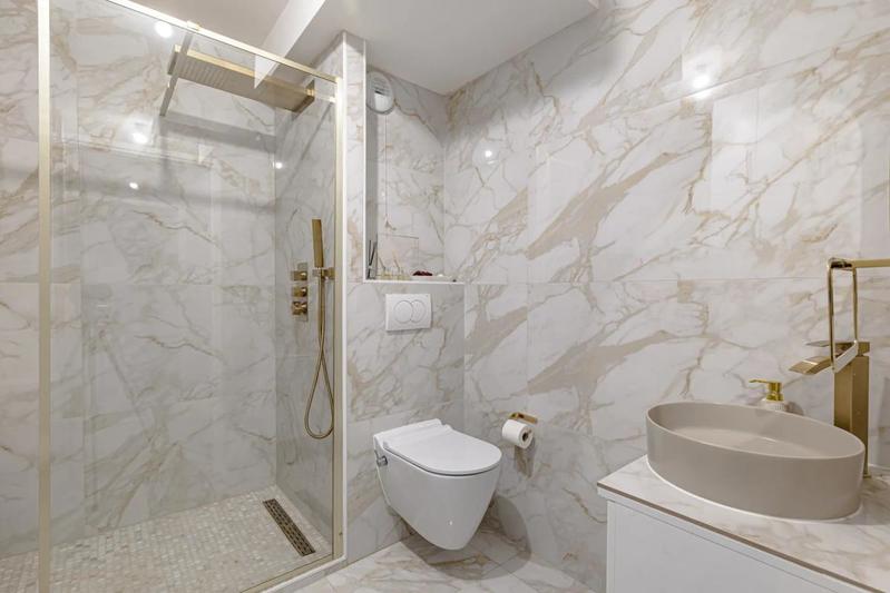 Appartement - 89 m² - 5 pièces