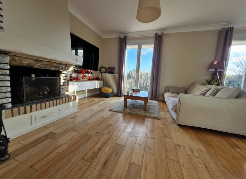 Maison - 235 m² - 8 pièces