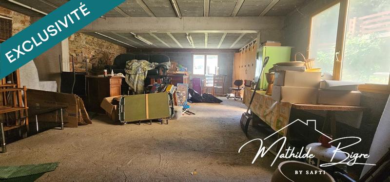 Maison - 221 m² - 8 pièces