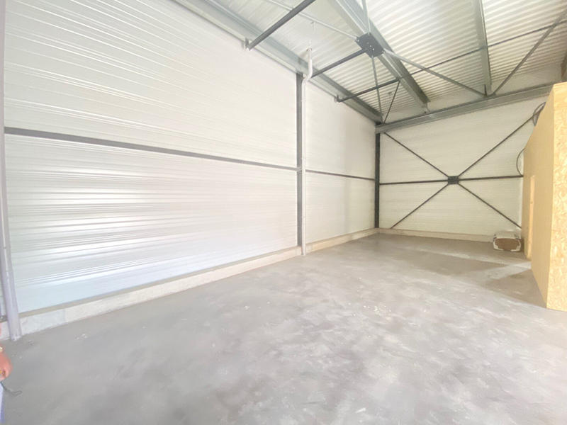 Local d'activité / Entrepôt - 470 m²