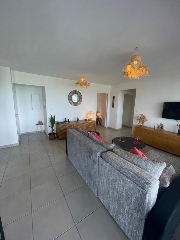 Appartement - 80 m² - 4 pièces