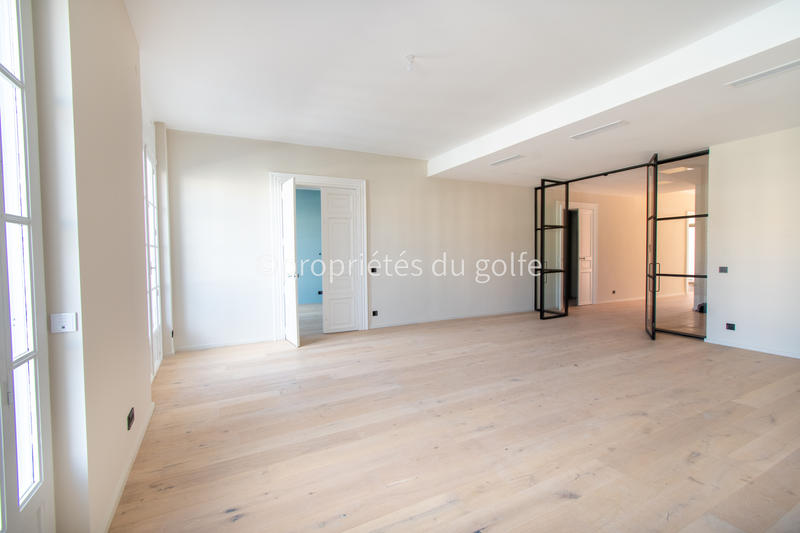 Appartement - 139 m² - 3 pièces