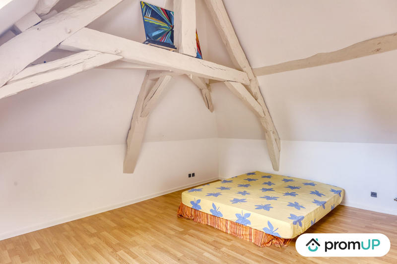 Maison - 104 m² - 4 pièces