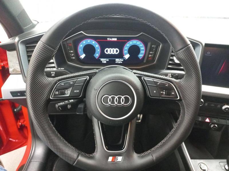 Audi A1 sportback 35 Tfsi 150 ch s tronic 7 s line