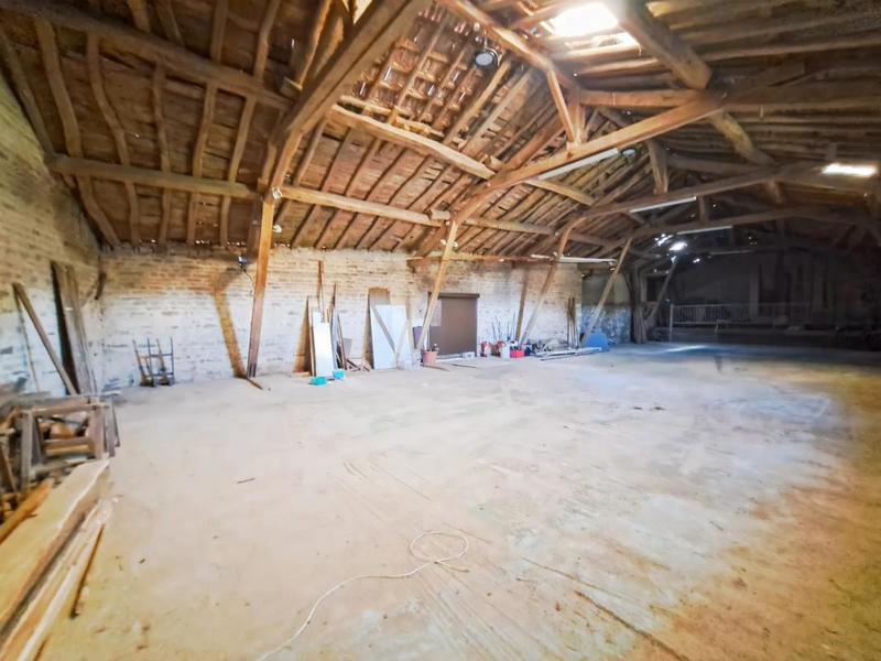 Maison - 200 m² - 8 pièces