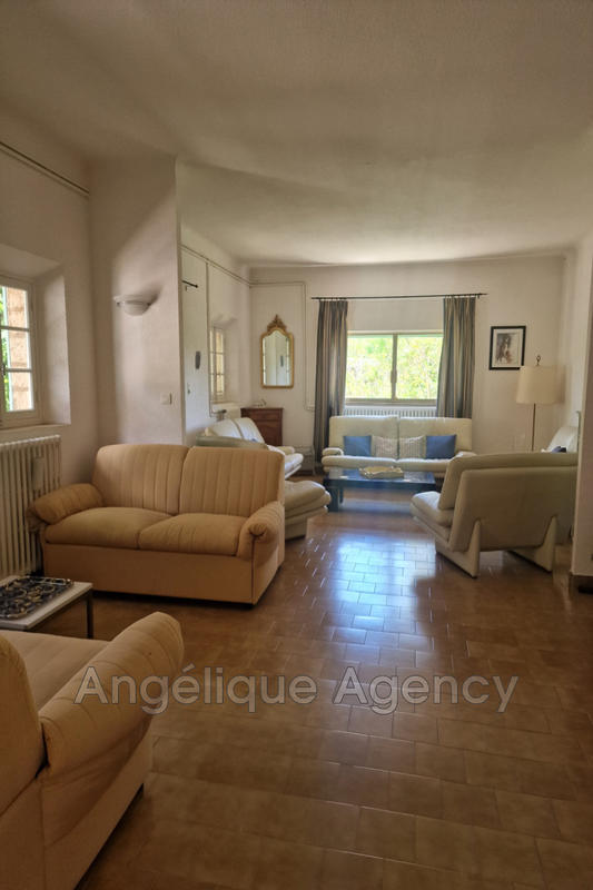 Maison - 191 m² - 6 pièces