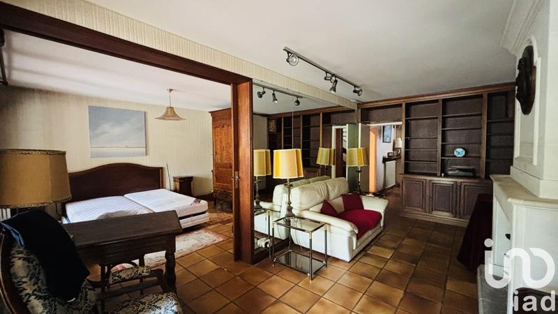 Maison - 195 m² - 8 pièces