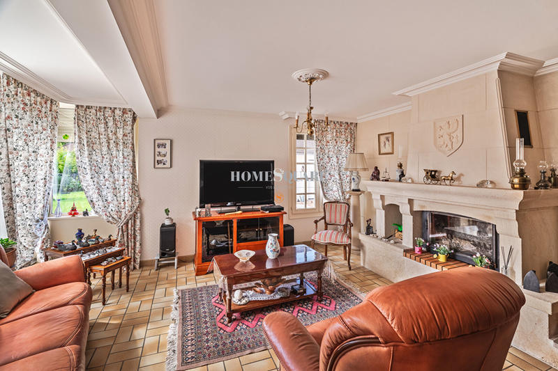 Maison - 193 m² - 10 pièces