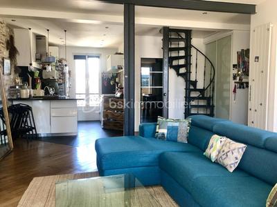 Duplex - 90 m² - 4 pièces