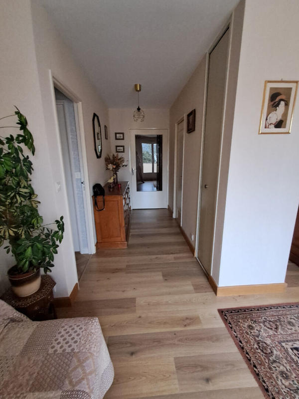 Appartement - 92 m² - 3 pièces