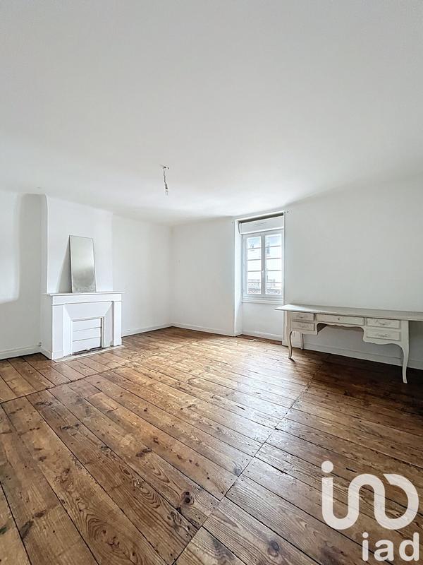 Appartement - 99 m² - 3 pièces