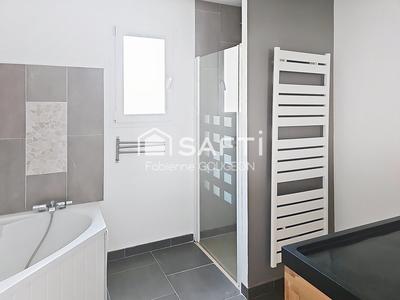 Maison - 152 m² - 6 pièces