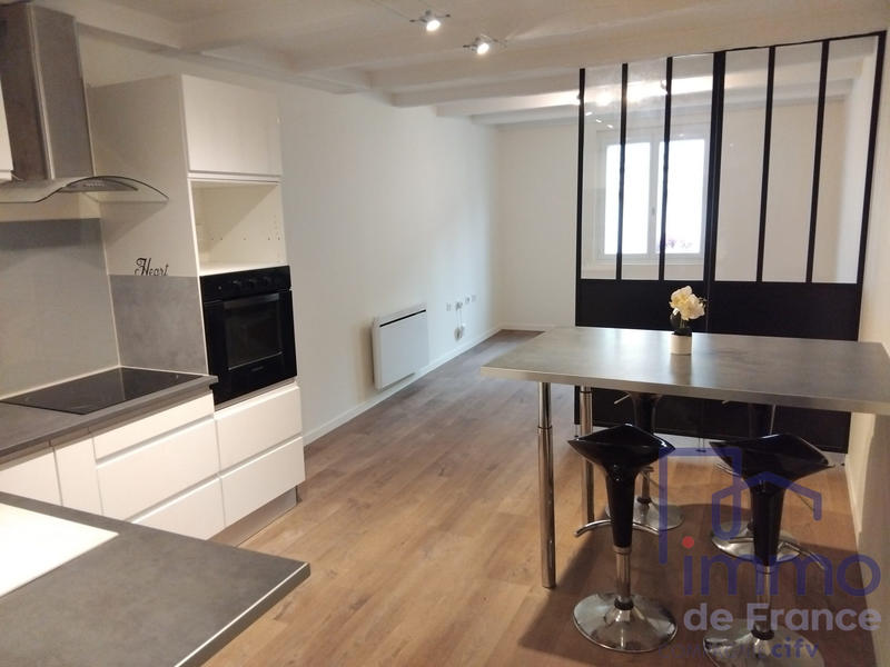 Appartement - 79 m² - 4 pièces