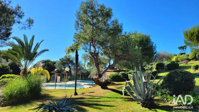 Appartement - 95 m² - 4 pièces