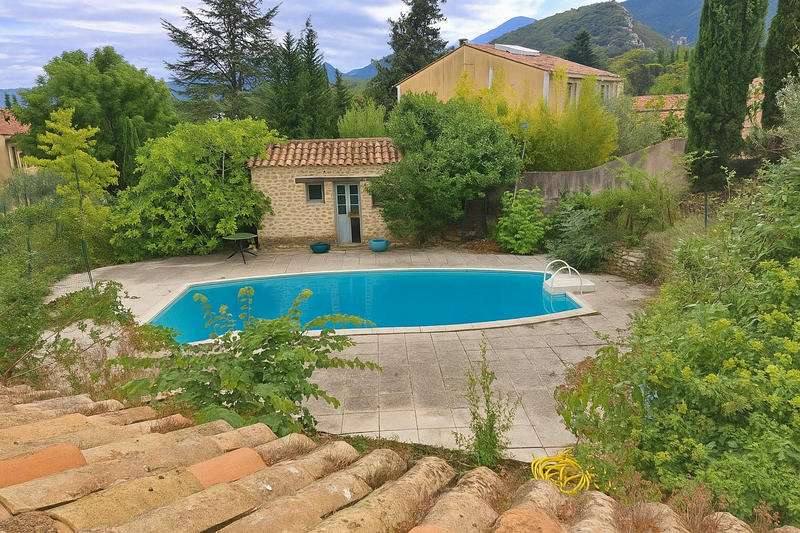 Maison - 140 m² - 6 pièces