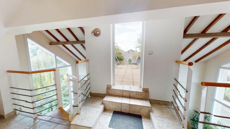 Maison contemporaine - 200 m² - 7 pièces