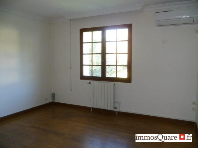 Maison - 152 m² - 6 pièces