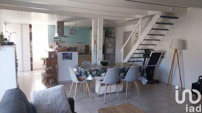 Maison - 97 m² - 6 pièces