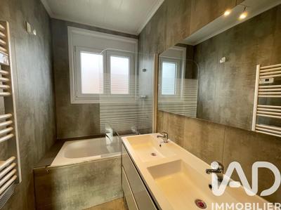 Maison de village - 78 m² - 4 pièces