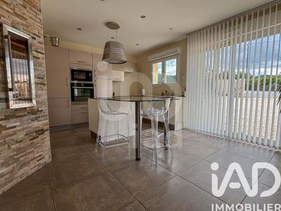 Maison - 104 m² - 5 pièces