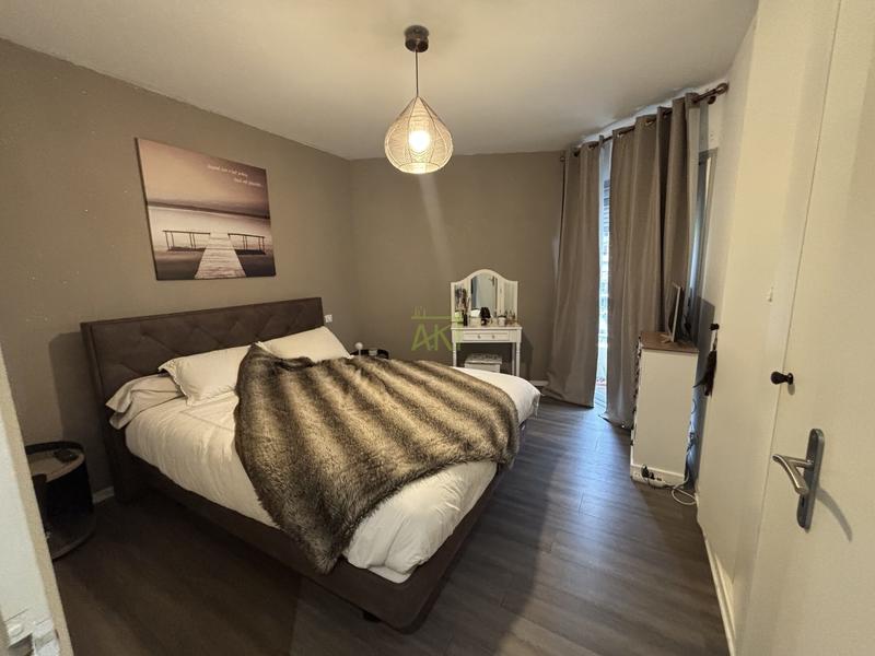 Appartement - 95 m² - 3 pièces