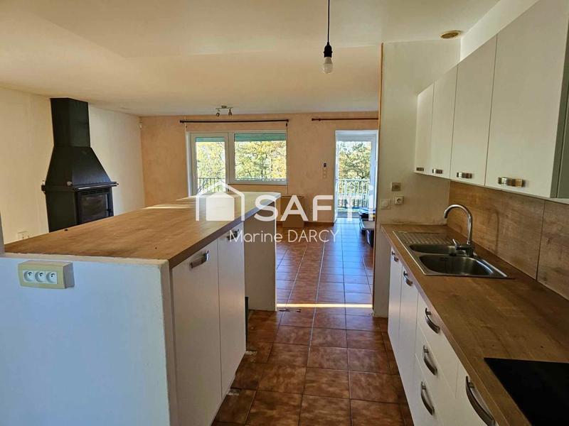 Maison - 207 m² - 11 pièces