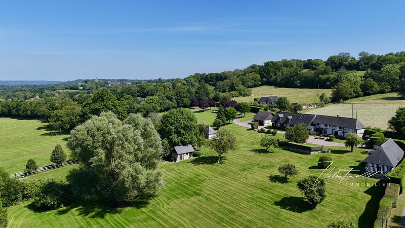 Maison - 322 m² - 7 pièces