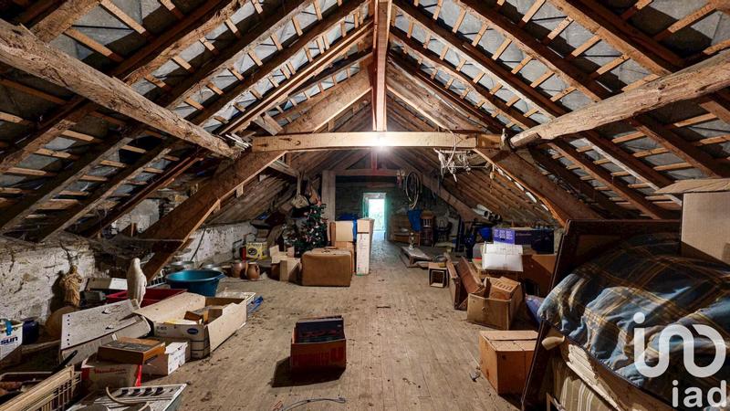 Maison - 300 m² - 12 pièces