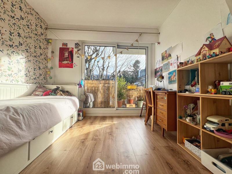 Appartement - 92 m² - 4 pièces