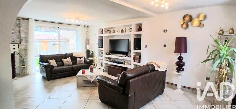 Maison - 142 m² - 5 pièces