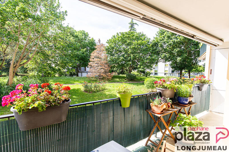 Appartement - 90 m² - 5 pièces