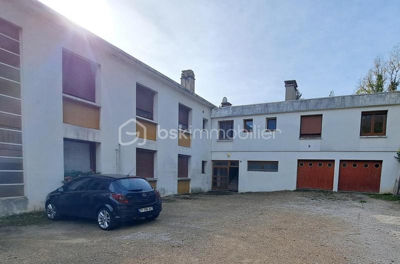 Appartement - 80 m² - 4 pièces