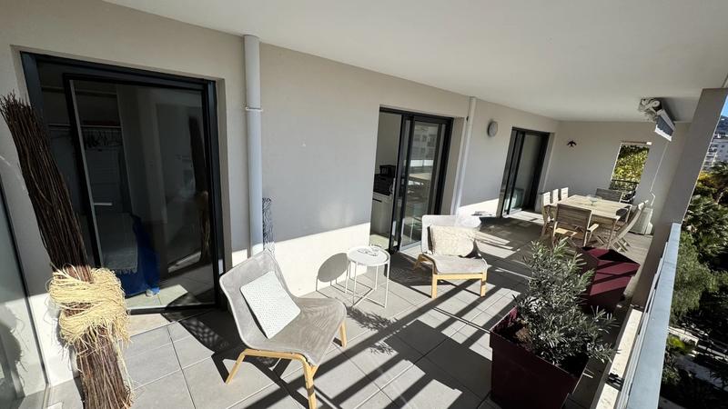 Appartement - 60 m² - 3 pièces