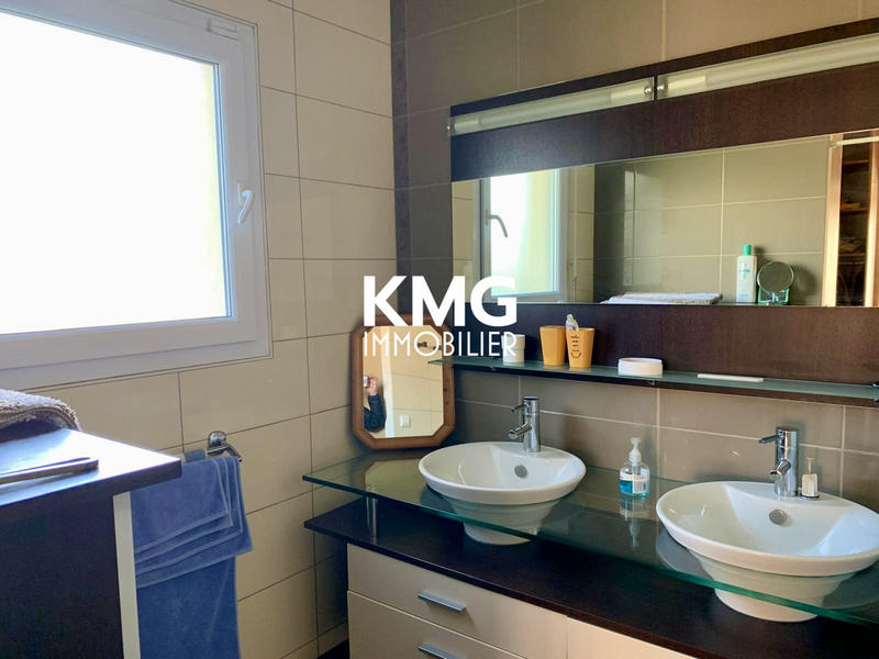 Maison - 145 m² - 5 pièces