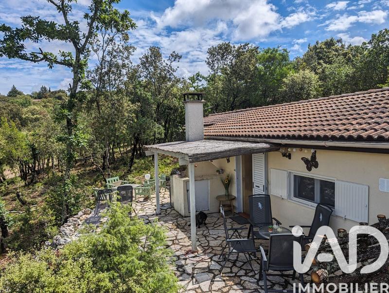 Maison - 89 m² - 7 pièces