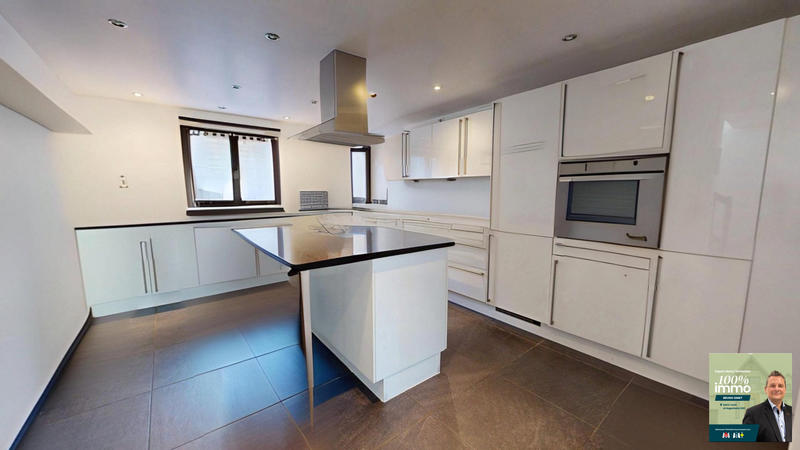 Duplex - 127 m² - 5 pièces