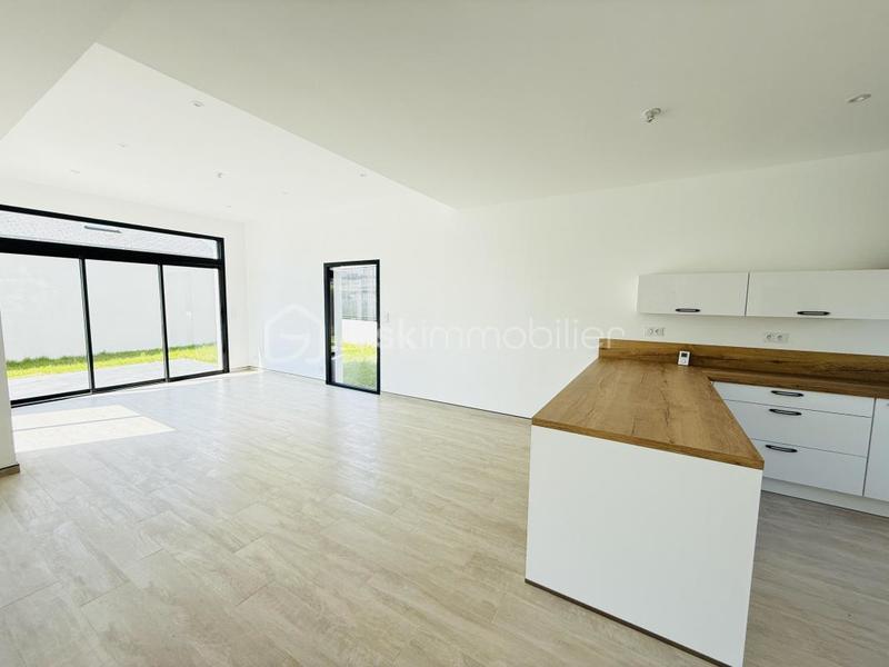 Maison - 162 m² - 6 pièces