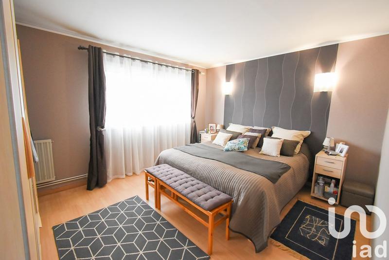 Maison - 97 m² - 5 pièces