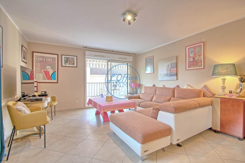 Appartement - 85 m² - 4 pièces