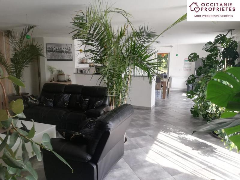 Villa - 140 m² - 6 pièces