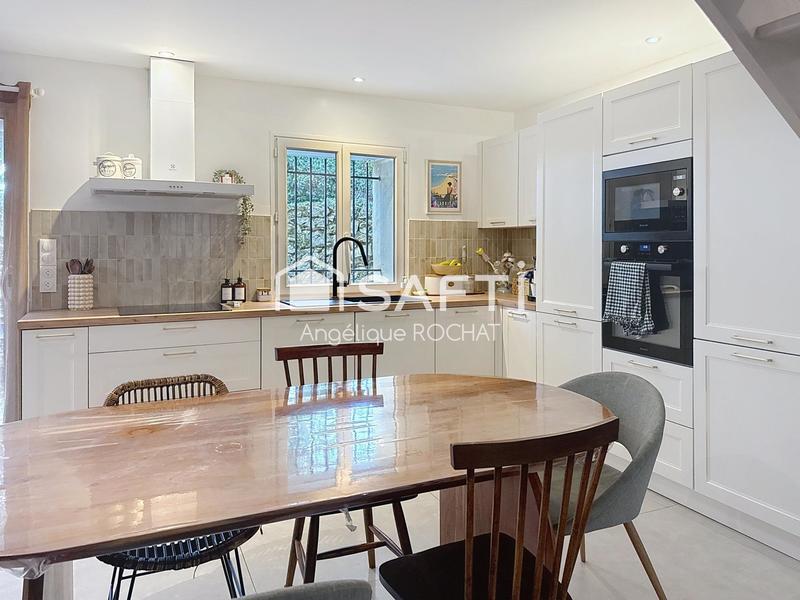 Maison - 110 m² - 4 pièces