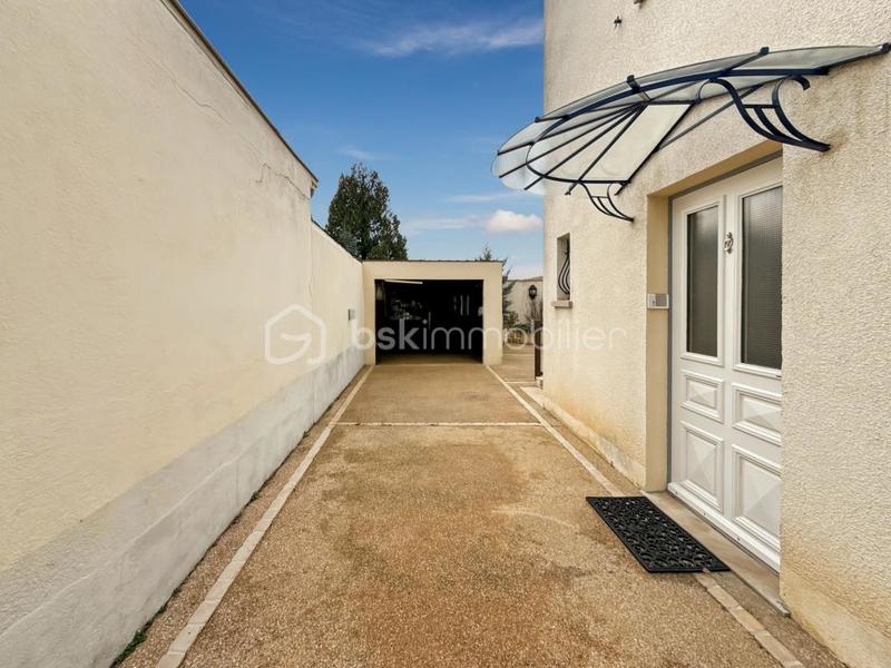 Maison - 190 m² - 7 pièces