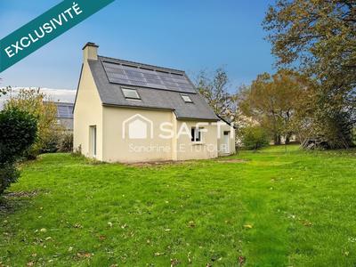 Maison - 93 m² - 5 pièces