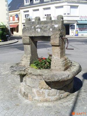 Maison - 240 m² - 11 pièces