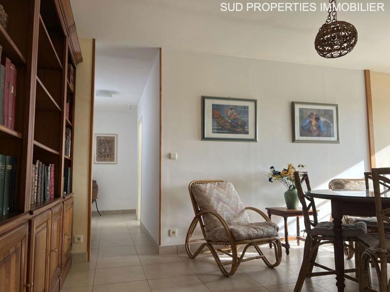 Villa - 216 m² - 6 pièces