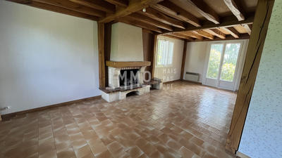 Maison traditionnelle - 95 m² - 4 pièces